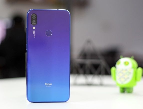 Smartphone giảm giá mạnh tháng 12: iPhone XS Max giảm 4 triệu