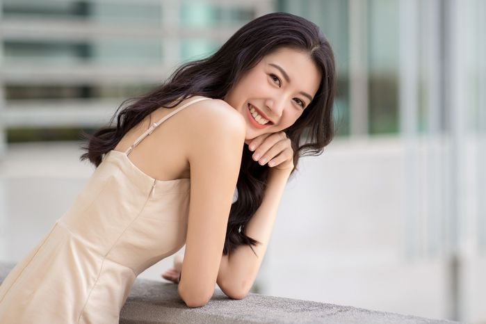 Soi gu ăn mặc của Top 3 Hoa hậu Hoàn vũ Việt Nam: Khánh Vân thích jean