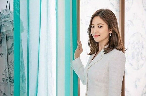 Song Kye Kyo khoe nhan sắc nữ thần hậu ly hôn