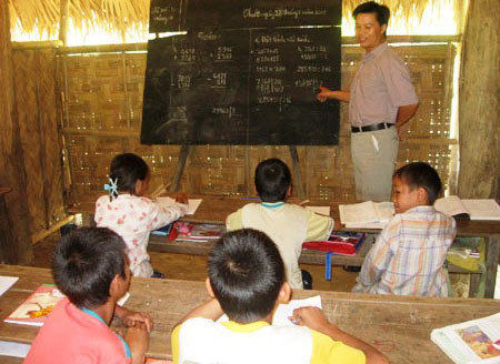 Tăng mức vay, hủy CMND hỏng... chính sách có hiệu lực từ tháng 12.2019