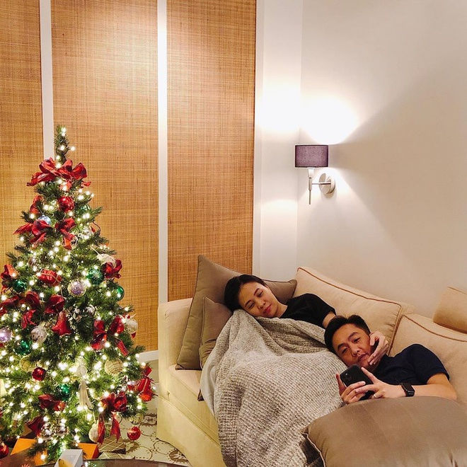 Vợ chồng Cường Đô a và dàn sao Vbiz rục rịch trang trí Noel
