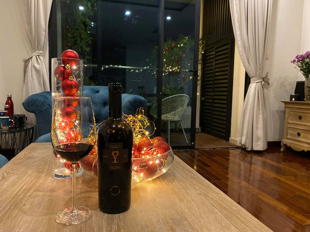 Vợ chồng Cường Đô a và dàn sao Vbiz rục rịch trang trí Noel