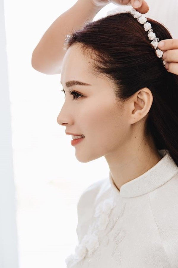 Thu Thảo và dàn mỹ nhân sở hữu cằm V-line không dao kéo đẹp chuẩn mực