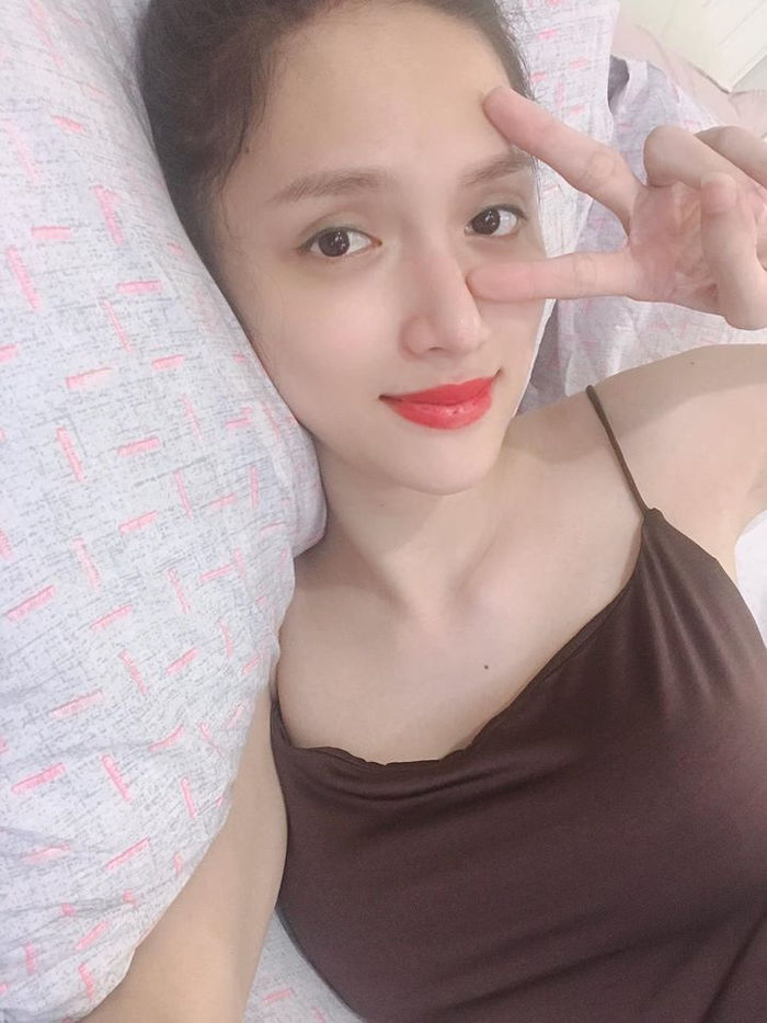 Tim lần đầu đăng ảnh có Đàm Phương Linh, Hà Hồ chia sẻ ảnh con trai