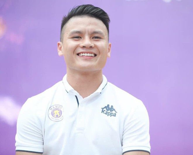 Kiểu tóc ưa thích của các cầu thủ U22 Việt Nam: Văn Hậu cắt gọn gàng