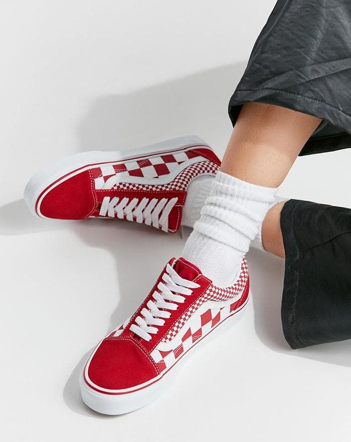 Top giày sneaker được giới trẻ săn lùng năm 2019, bạn đừng bỏ quên