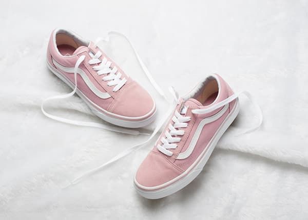 Top giày sneaker được giới trẻ săn lùng năm 2019, bạn đừng bỏ quên