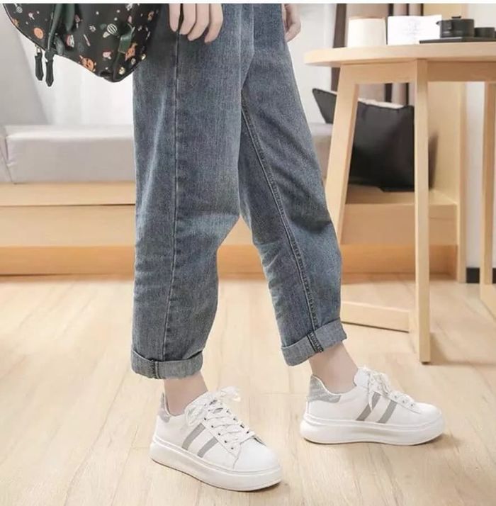 Top giày sneaker được giới trẻ săn lùng năm 2019, bạn đừng bỏ quên