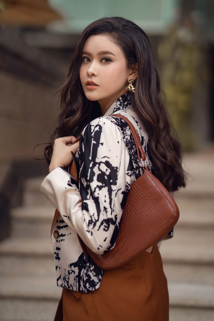 Trương Quỳnh Anh: Tôi tự tạo hạnh phúc nên luôn đứng vững giữa cô đơn