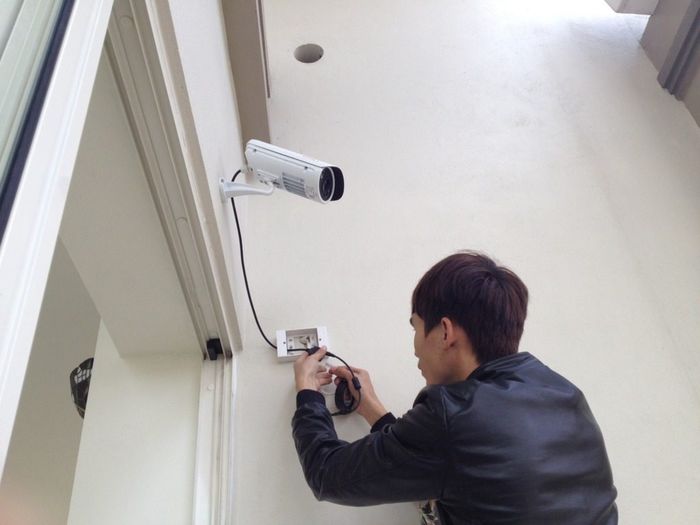 Từ việc lộ clip từ camera, cảnh giác trước kĩ thuật viên lắp đặt