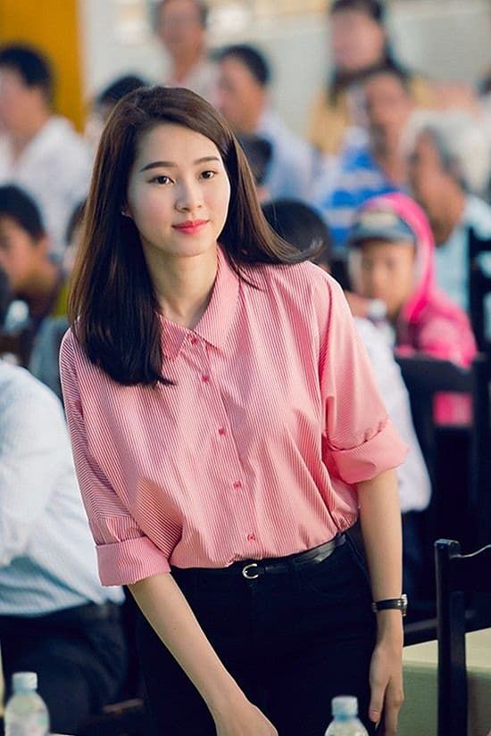 Từng phát tờ rơi, bưng bê H'Hen Niê, Đặng Thu Thảo đổi đời ngoạn mục