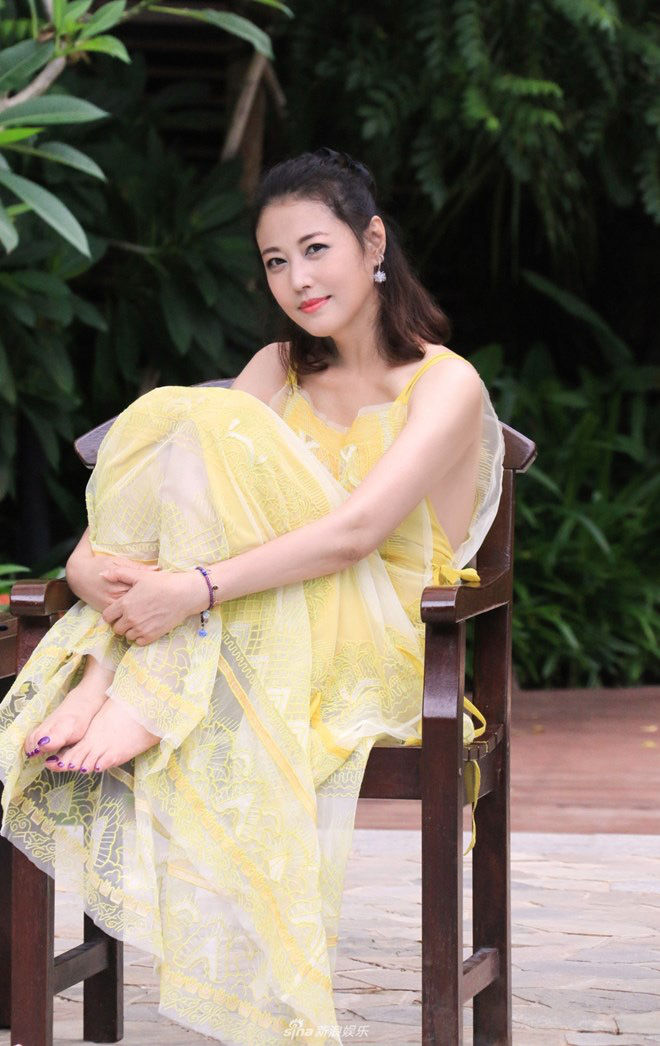 Tuổi 53 xinh đẹp, cô đơn của mỹ nhân trẻ mãi không già Châu Hải My