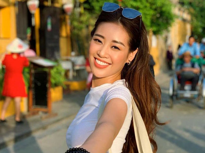 Vẻ ngoài y khuôn của Hoa hậu Khánh Vân và loạt mỹ nhân đình đám