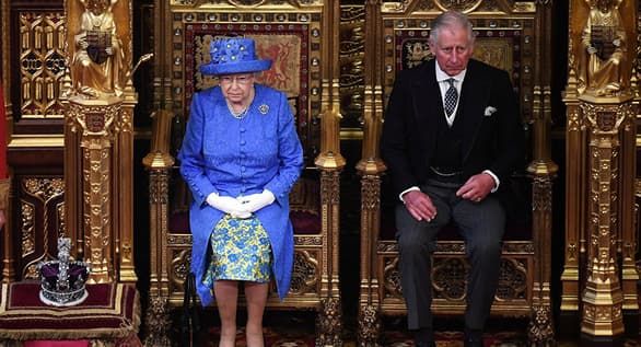 Vợ chồng Meghan Markle có thể rời hoàng gia khi Thái tử Anh lên ngôi