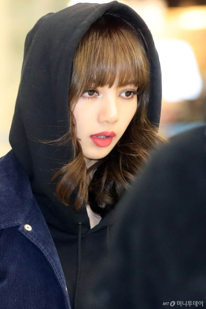 Với visual đỉnh cao, BLACKPINK xứng đáng được gọi là nữ hoàng sân bay