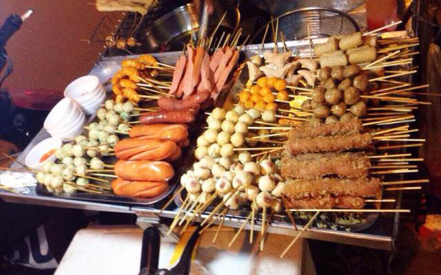 Kinh sợ cá viên chiên “siêu bẩn gây hại gan, ảnh hưởng đến dạ dày