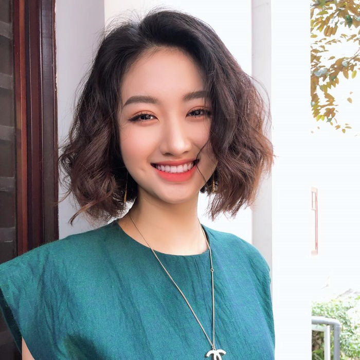 So sánh nhan sắc khác biệt của dàn Hoa hậu Việt cùng chung tuổi Tý