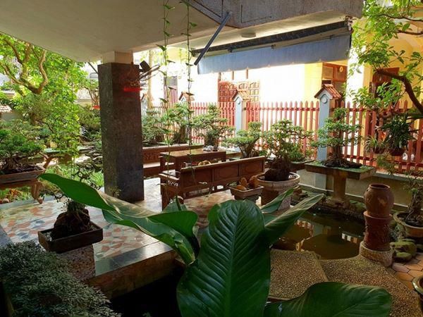 Hé lộ căn nhà của Văn Anh - Tú Vi: Bày trí đơn giản nhưng toàn đồ cổ