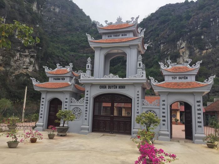 Không chỉ chùa Hà, có 6 ngôi chùa nổi tiếng cầu tình duyên ở Việt Nam