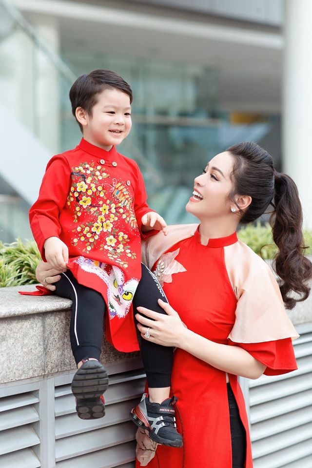 Nhật Kim Anh tiếp tục tố chồng cũ không cho gặp con ngày Tết