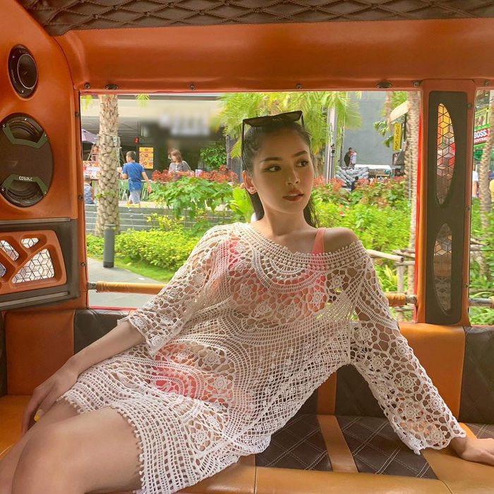Ảnh hot Sao Việt: Diệp Lâm Anh thả dáng bên siêu xe