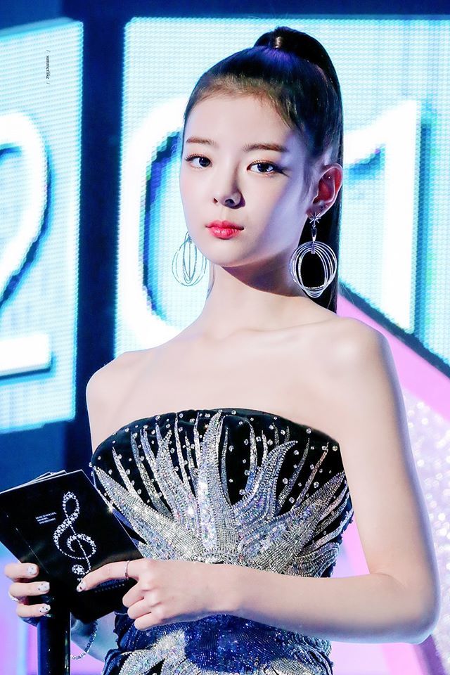 So độ sang chảnh của Jennie, Lia, Mina - các tiểu thư của Kpop
