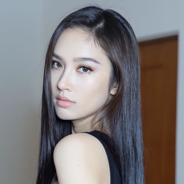 Cuộc đời 3 Hoa hậu Chuyển giới hot nhất Thái Lan: Jazz đi tu