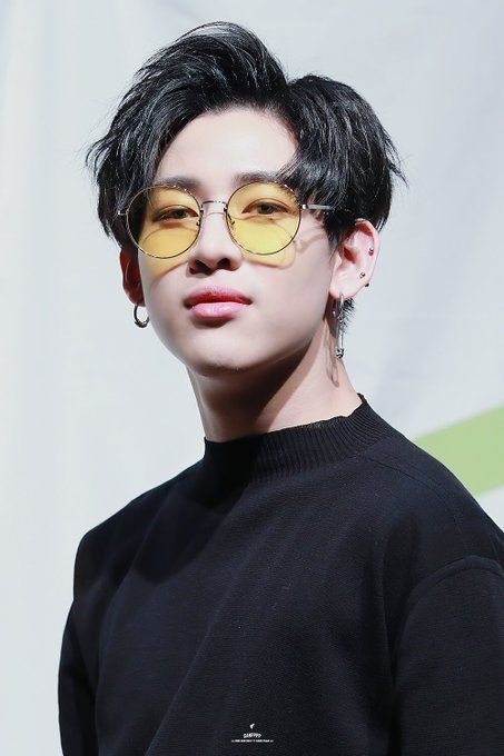 9 sự thật thú vị về các idol Kpop: RM suýt trở thành em út của BTS