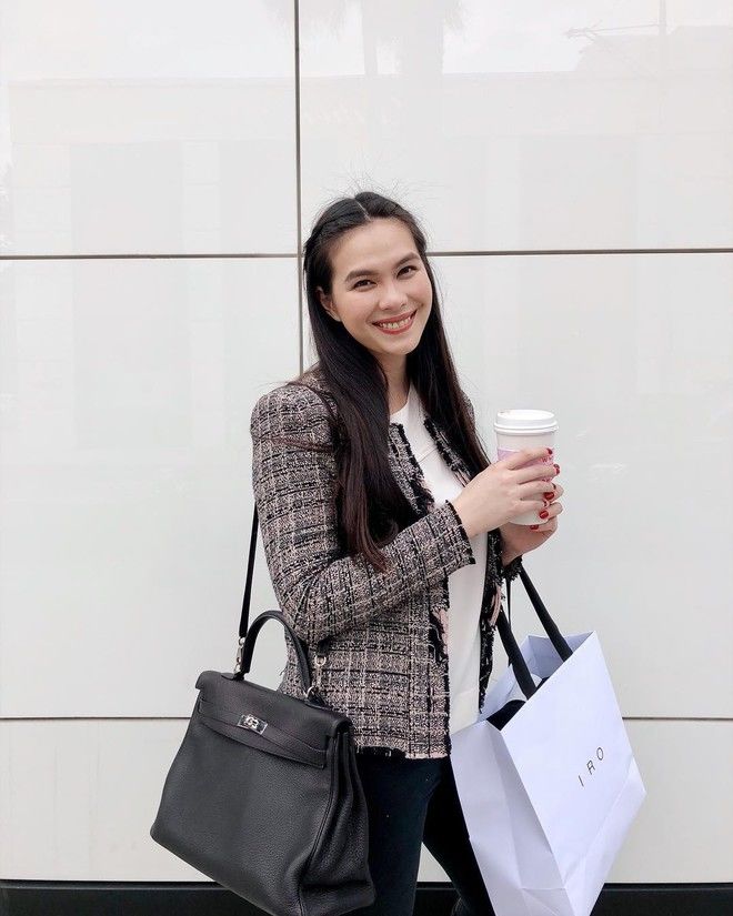 Ái nữ của nữ hoàng ảnh lịch Diễm My tổ chức sinh nhật cực sang trọng