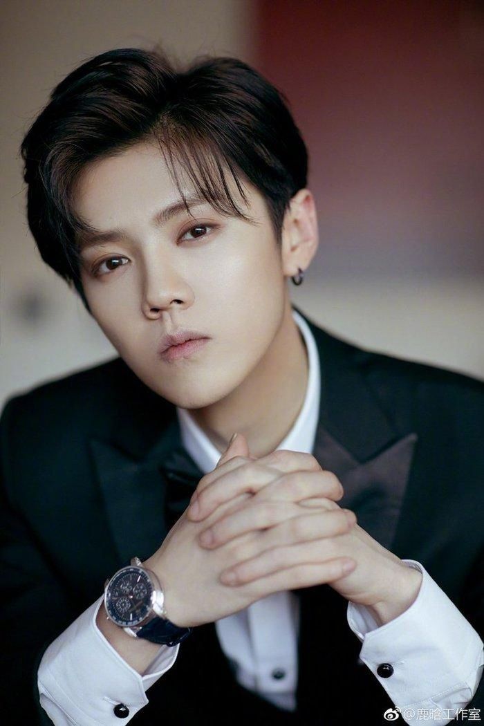 Idol rời bệ đỡ SM: Người thành công, kẻ liên tục dính bê bối