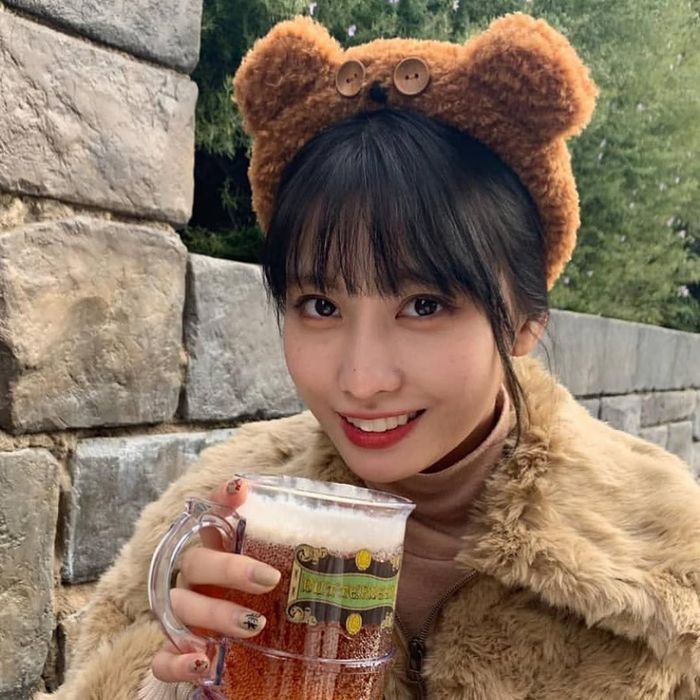 Bạn gái Heechul, Momo vừa xinh đẹp, tài năng lại gia thế “khủng”