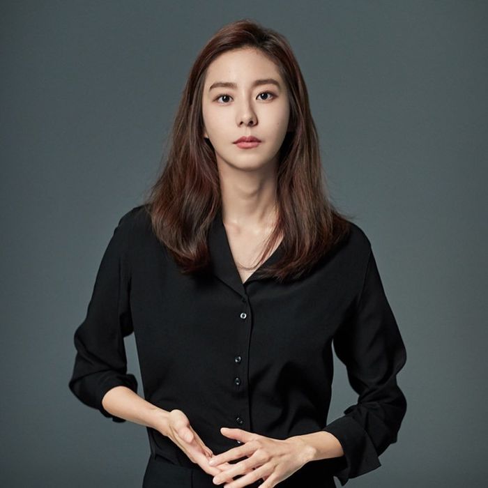 Bí quyết giữ tóc đẹp của mỹ nhân Hàn: Song Hye Kyo sấy mát