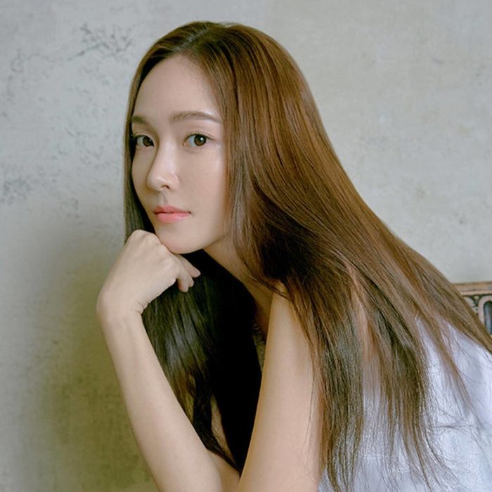 Bí quyết giữ tóc đẹp của mỹ nhân Hàn: Song Hye Kyo sấy mát