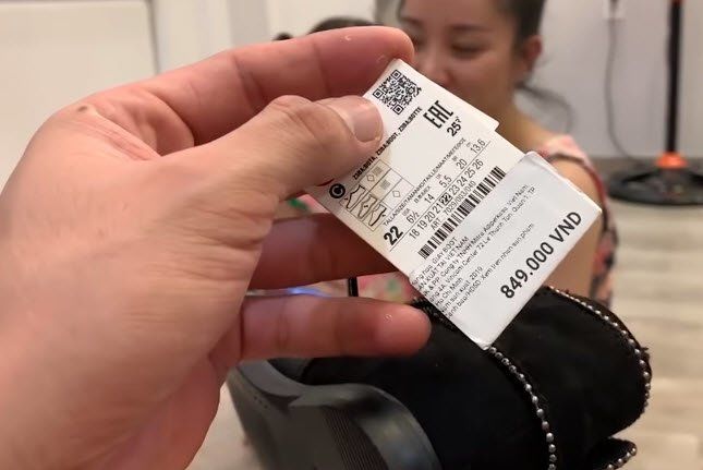 Sao Việt gây chú ý khi chi số tiền lớn cho con từ chục triệu đến cả tỷ