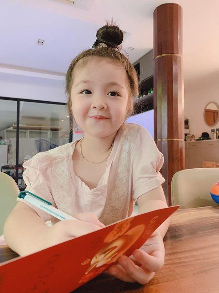 Con nhà sao Việt sinh ra đã ngậm thìa vàng: Nhất là con Đan Trường