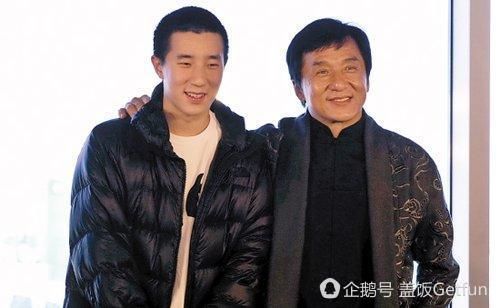 Con rơi của siêu sao võ thuật Thành Long sống vất vưởng ở tuổi 20