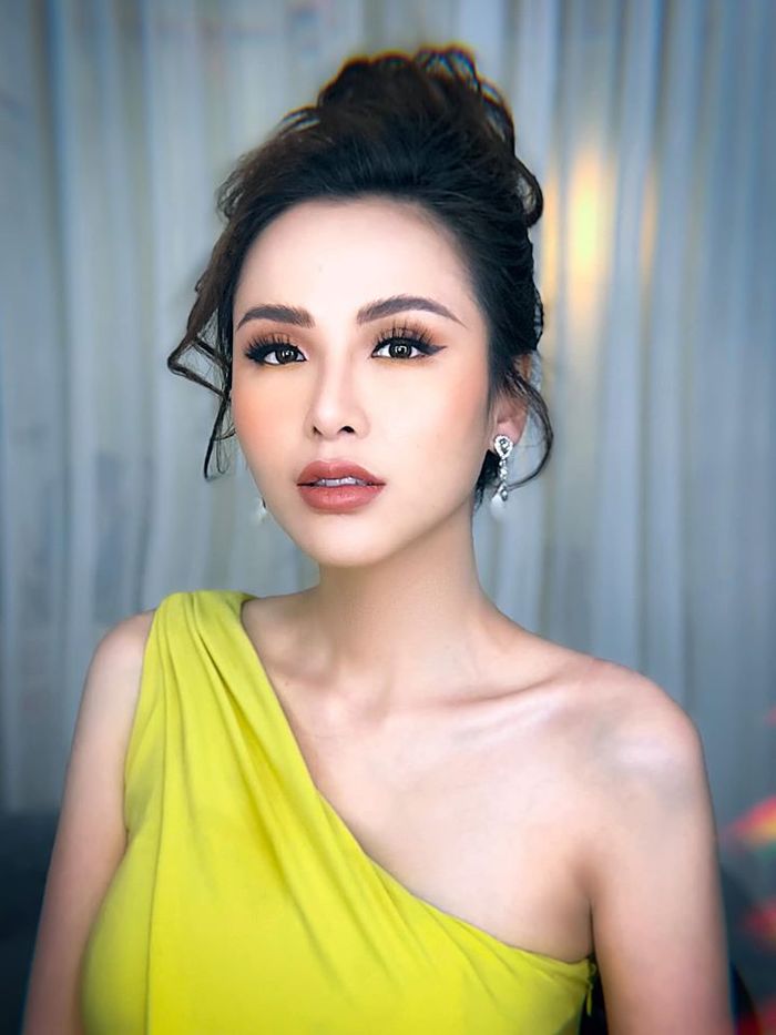 Cùng chạm ngưỡng 30: Khởi My trẻ trung, Lan Ngọc sự nghiệp khởi sắc