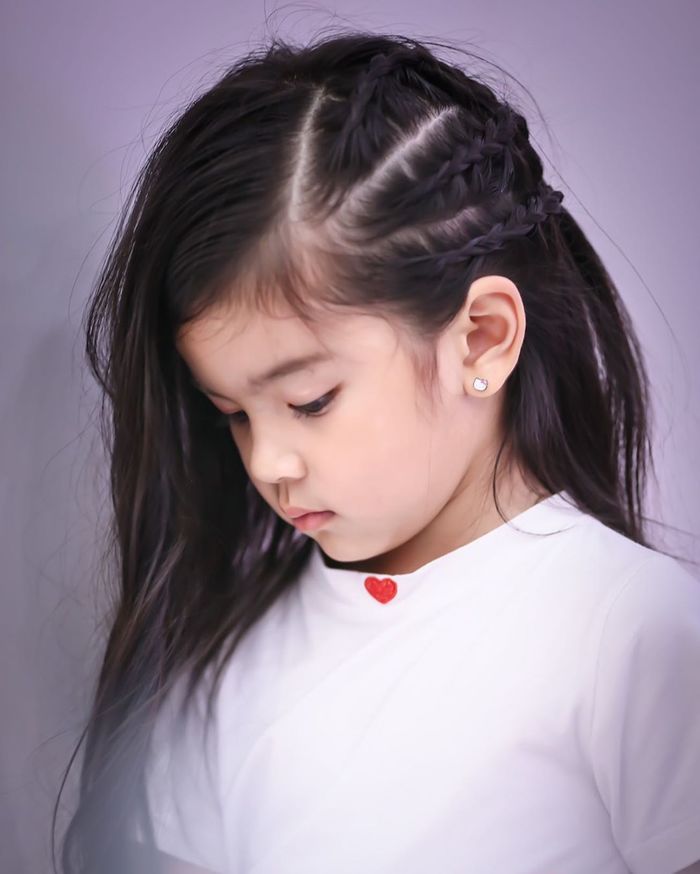 Dàn nhóc tỳ nhà sao Thái: Bộc lộ tài năng và thần thái ngôi sao từ sớm