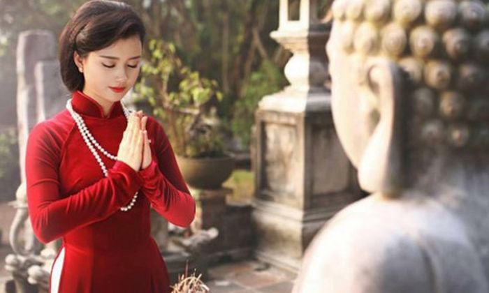 Quan niệm người xưa: Không muốn tiêu tài khí, đi chùa chớ dại cầu may
