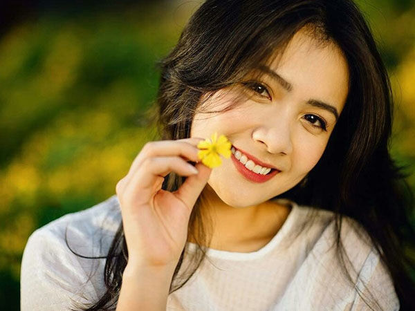 Đọc vị người khác thông qua cách bắt tay, ra dấu OK hay giơ ngón cái