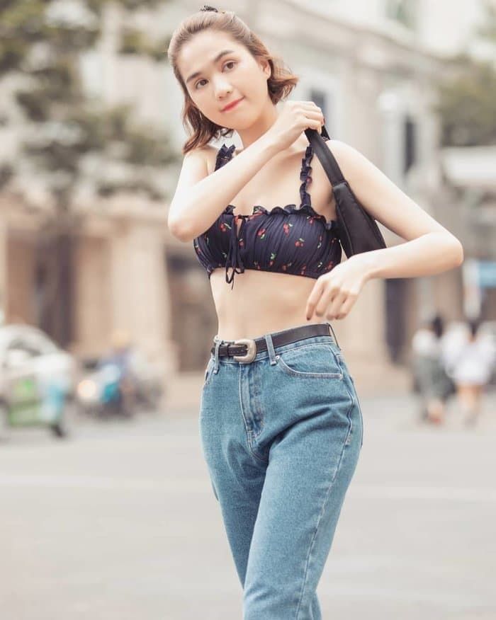 Eo chỉ 54-55cm, Elly Trần và dàn mỹ nhân tích cực diện áo croptop