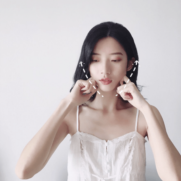 “Hô biến” mặt thon gọn, cằm Vline nhanh chóng bằng 2 bài tập tại nhà