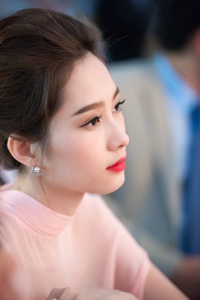 Chi Pu, Khả Ngân và loạt mỹ nhân Việt chinh phục vẻ đẹp tỷ lệ vàng