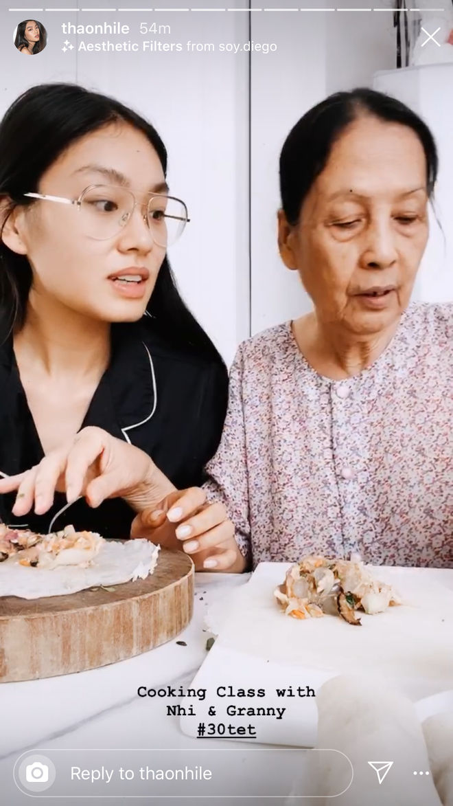 Khoảnh khắc đẹp của sao Việt ngày Tết: Tiên Nguyễn, Ngọc Thảo du xuân