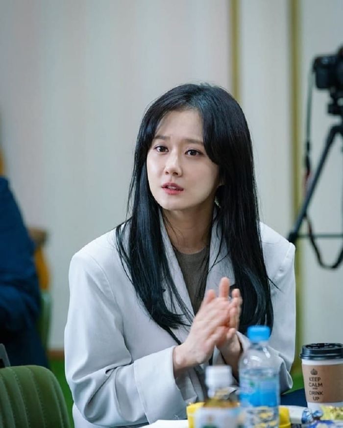Jang Nara U40: Đã “trẻ mãi không già” thời trang còn xuất sắc tột đỉnh