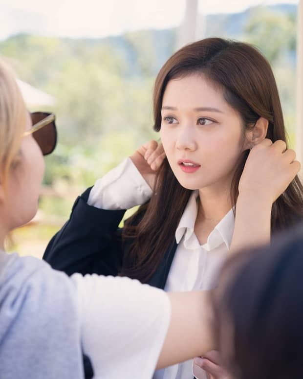 Jang Nara U40: Đã “trẻ mãi không già” thời trang còn xuất sắc tột đỉnh