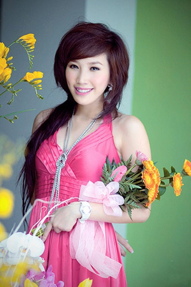 Khởi My, Đông Nhi và dàn nữ ca sĩ Vpop lột xác sau 1 thập kỷ
