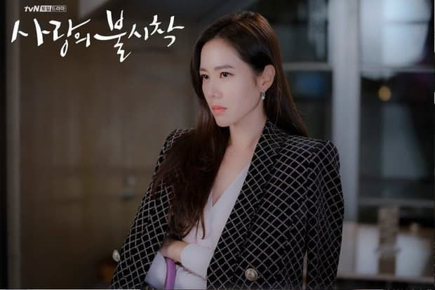 Kiểu tóc “bao đẹp” của Son Ye Jin trong phim mới: Tóc tết hút mắt nhất