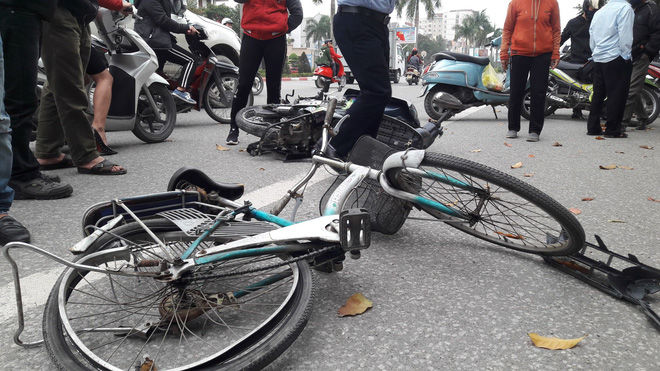 Lái xe đạp không phanh hoặc phanh có như không sẽ bị phạt nặng