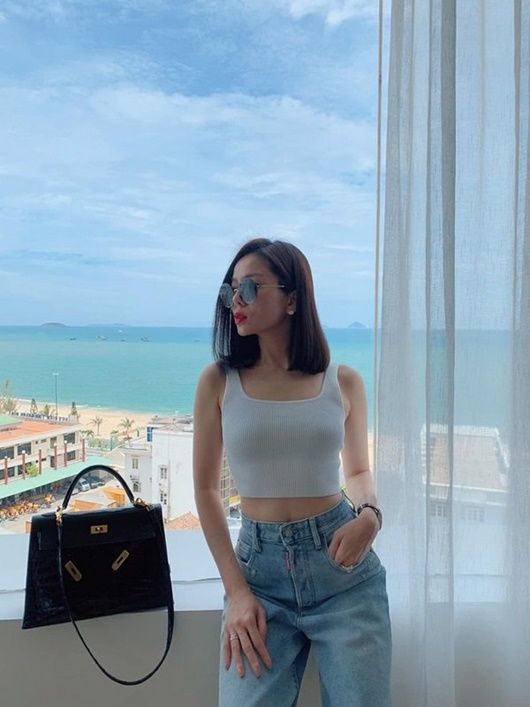 Chị đại VBIZ không ai đoán nổi tuổi: Hiền Thục như gái đôi mươi